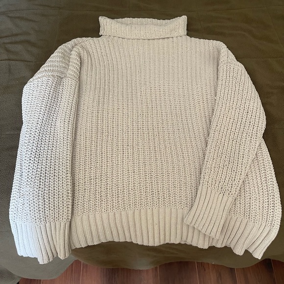 Aerie turtle neck knitted sweater - Picture 3 of 4